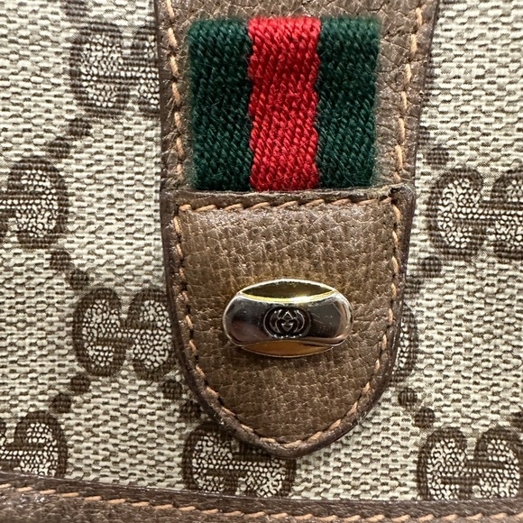 Gucci Beige and Brown Monogram Clutch - Picture 8 of 13